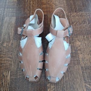 New without box lucky brand shoes size 7 US (37.5 EU)